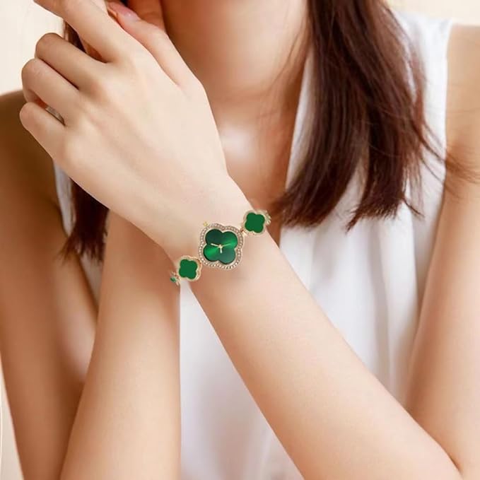 Montre tendance pour femme avec pétales de trèfle à quatre feuilles