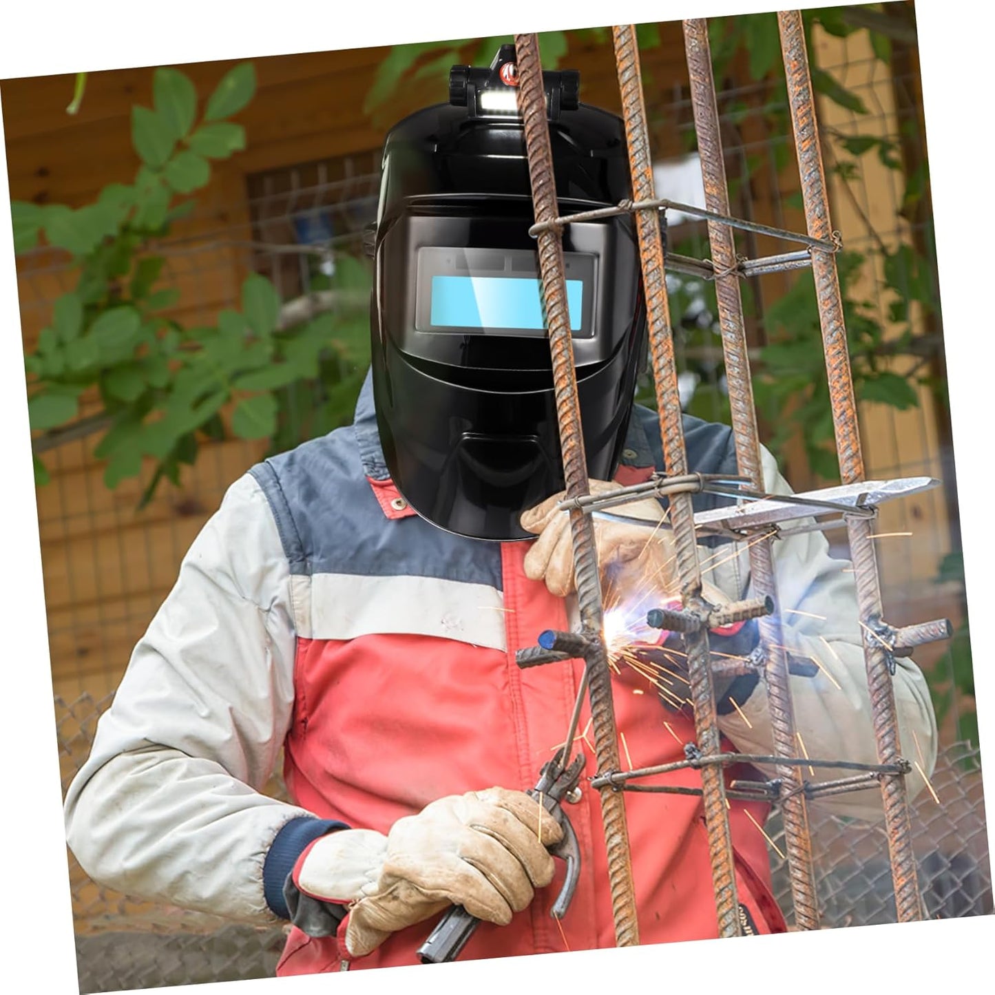 Casque de soudage automatique à énergie solaire