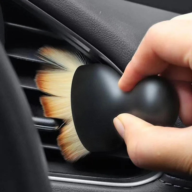 Brosse douce pour le balayage de la poussière à l'intérieur des voitures