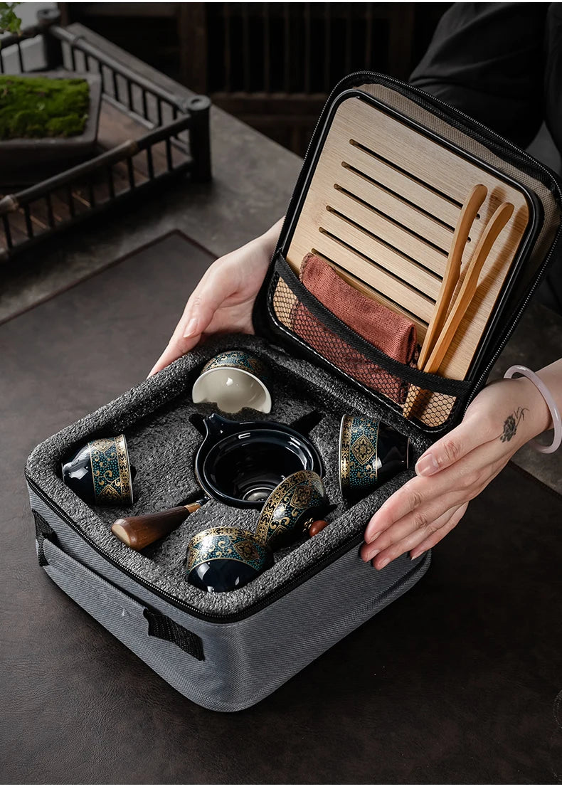 Ensemble de théière à poignée latérale anti-brûlure