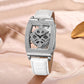 Montre Élégante à Décoration Qui Tourne