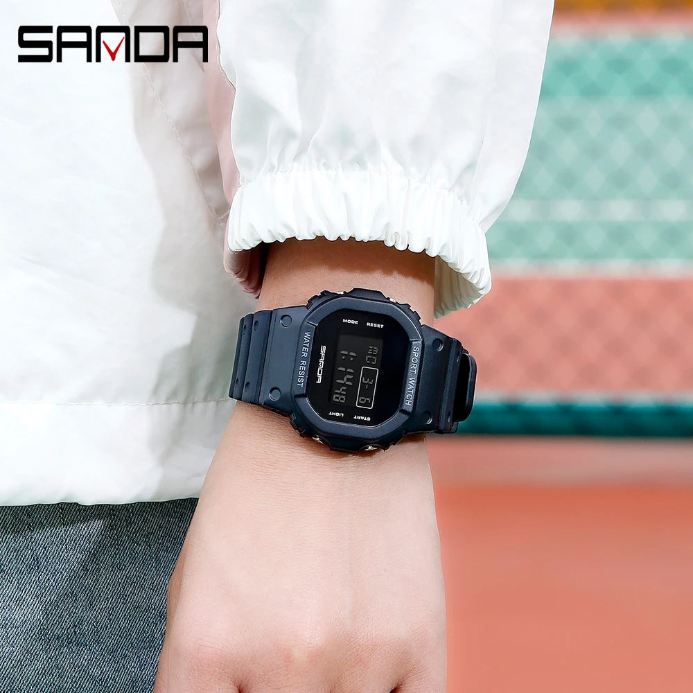 Montre électronique étanche pour hommes