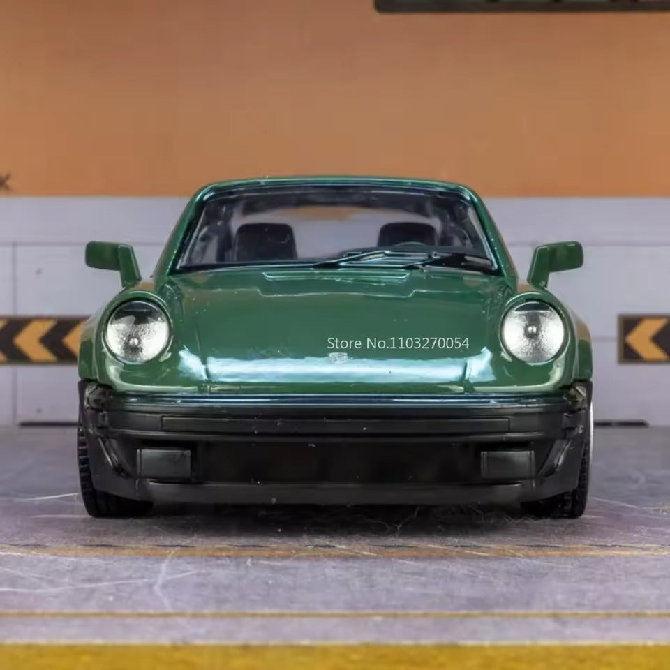 Modèle de voiture de course rétro en alliage