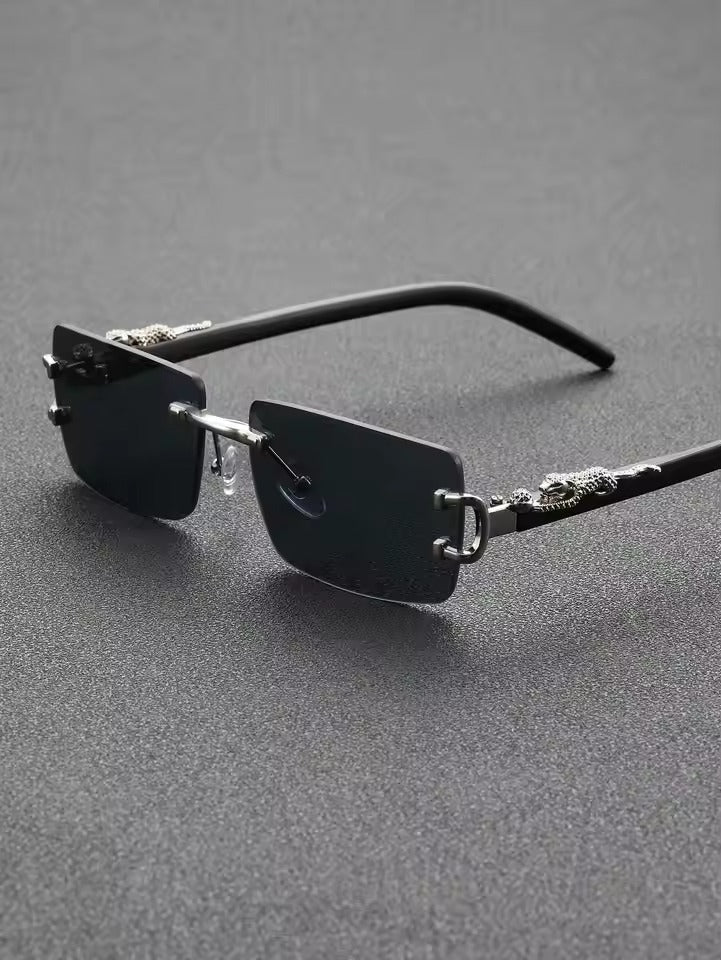 Lunettes de soleil classiques à la mode