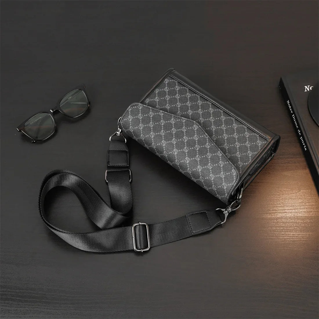 Sac à bandoulière à la mode pour hommes