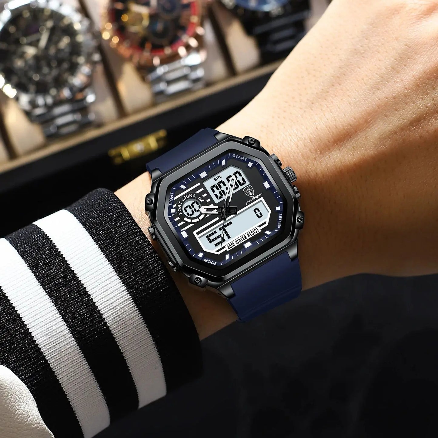 Montre carré électronique pour hommes