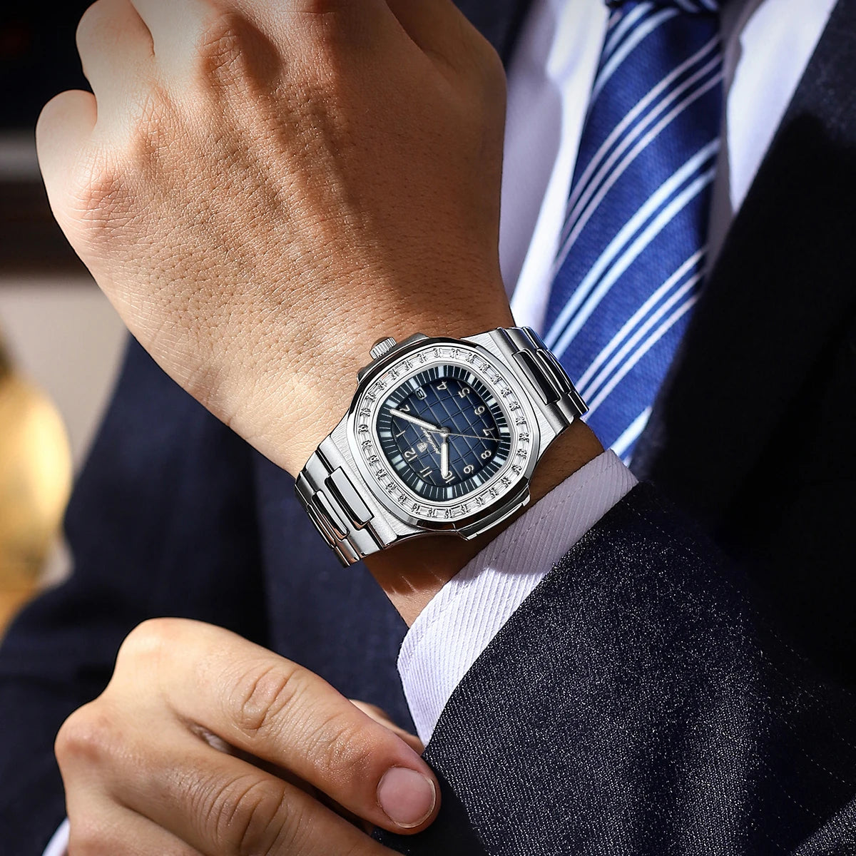 Montre Carrée de luxe pour hommes